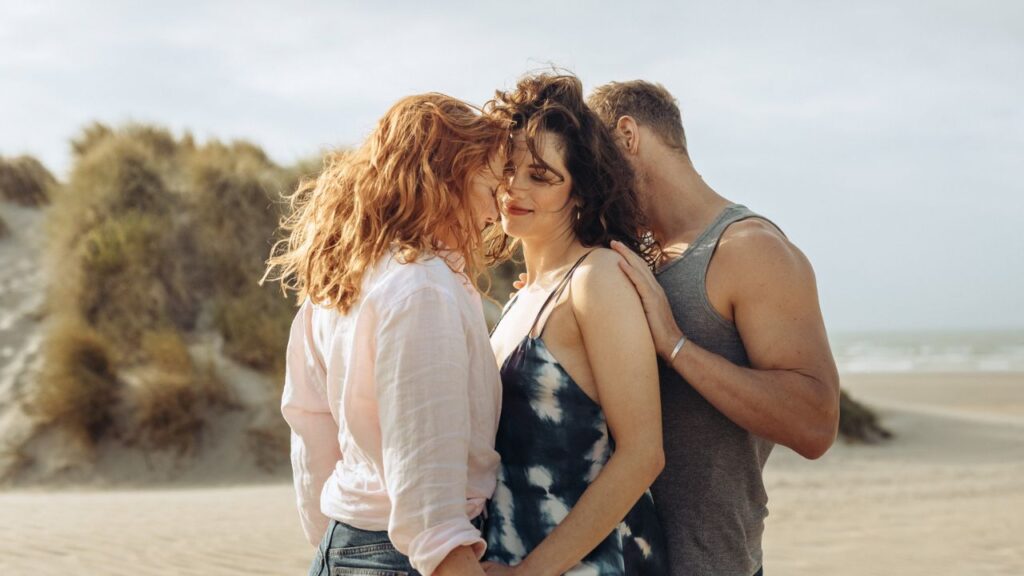 How to Start a Poly Relationship and Meet Polyamory Partners Near You