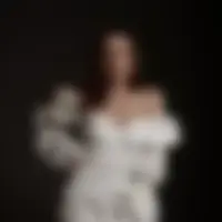 Eva, 27