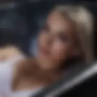 Vanessa, 23