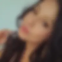 Laura, 40