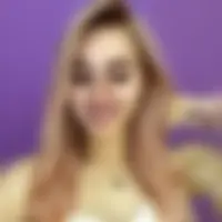 Emily, 20