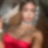 Luciana, 32